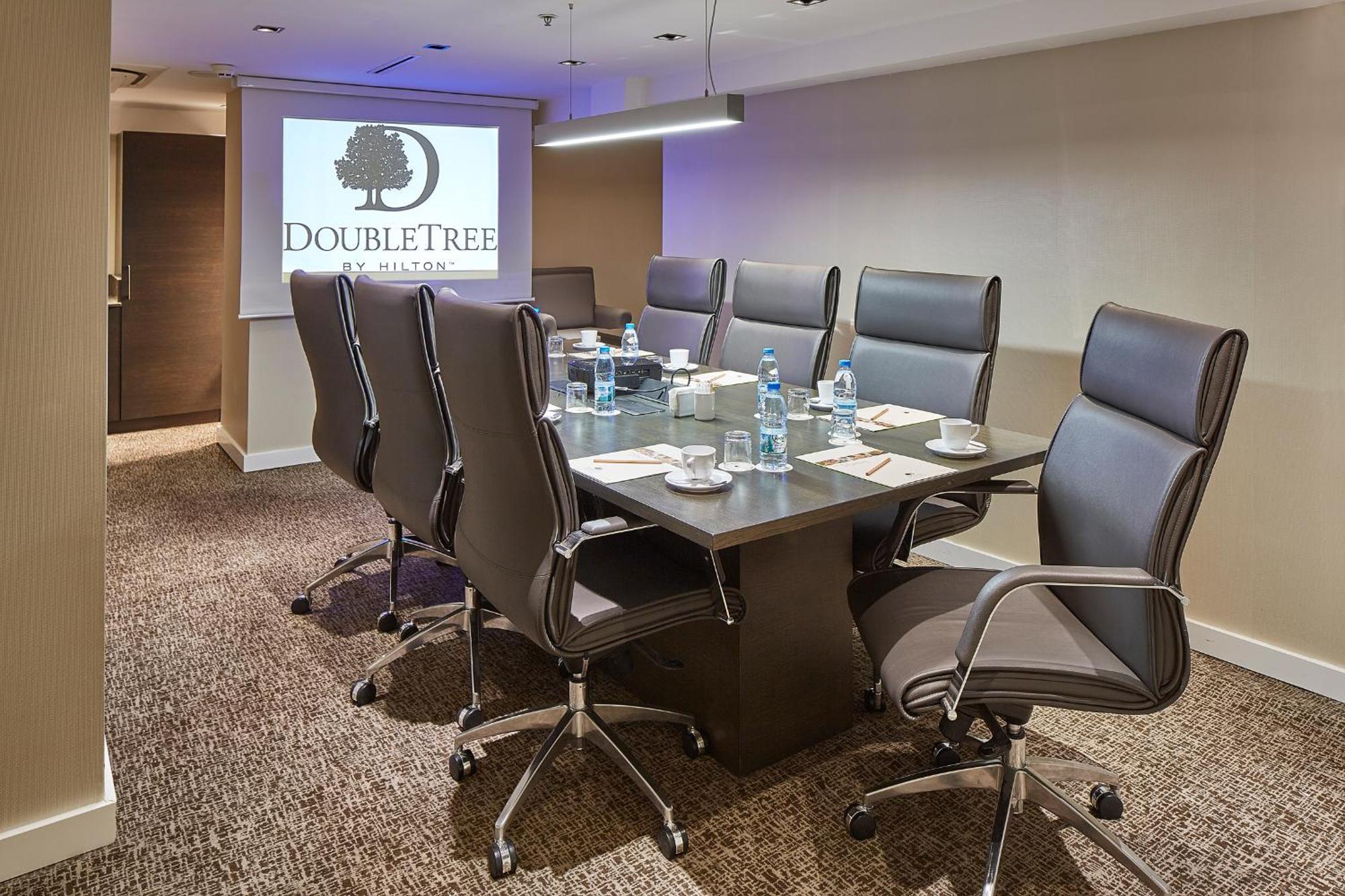 Doubletree By Hilton Izmir - Alsancak Esmirna Exterior foto